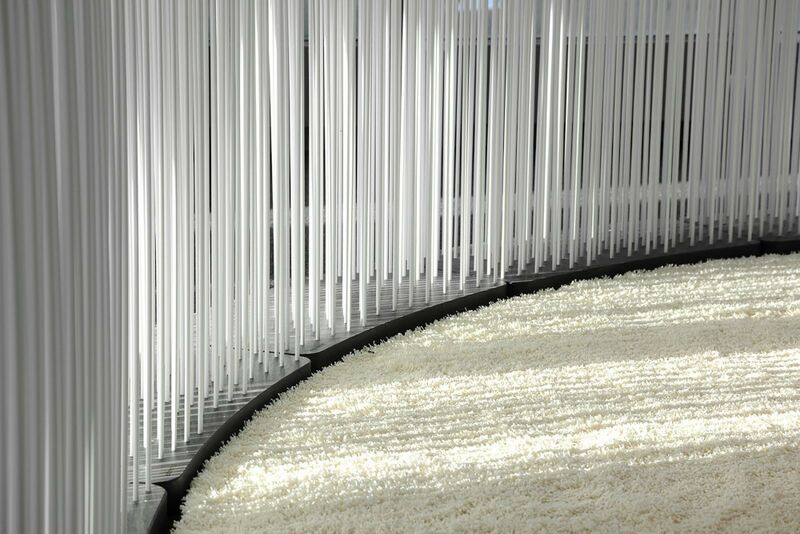 Extremis Sticks Indoor, Sockel Holz dunkel