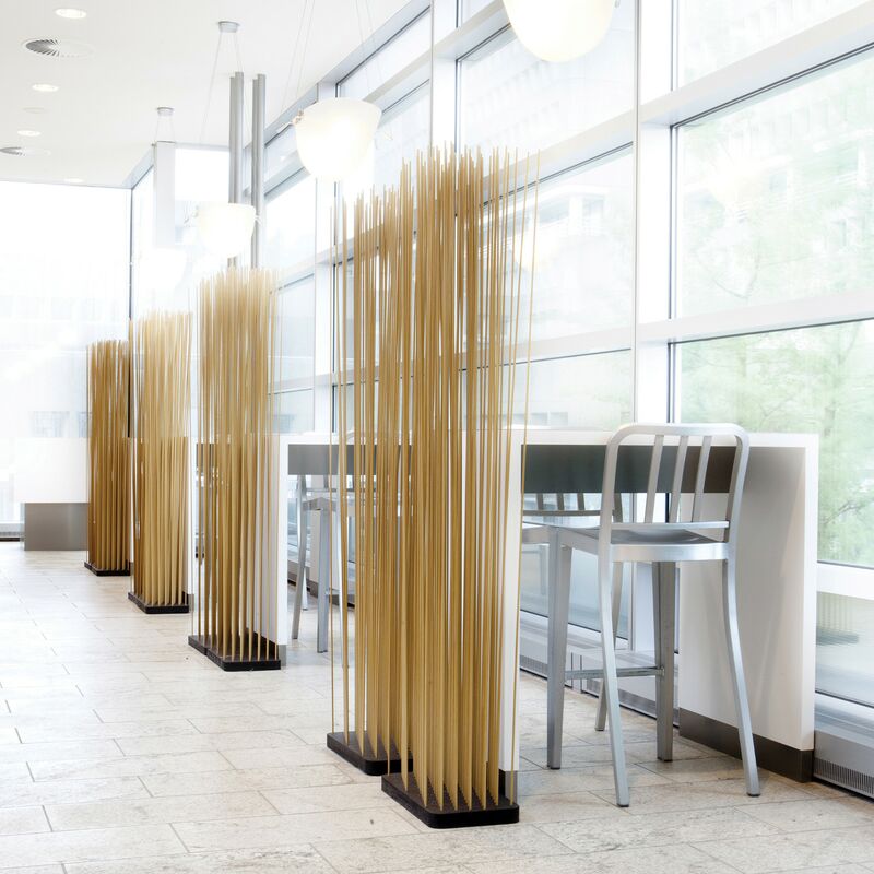 Extremis Sticks Indoor, Sockel Holz dunkel